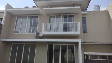 Rumah 2 Lantai Minimalis Tatar Tejakencana Kota Baru Parahyangan