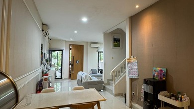 Rumah Puri Mansion Luas 6X15 Sudah Renovasi. Siap KPR. SHM. Semi Furnish