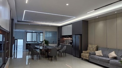 Rumah Full Renovasi Golf Island Pantai Indah Kapuk Luas 250M2. Rapih dan Furnish