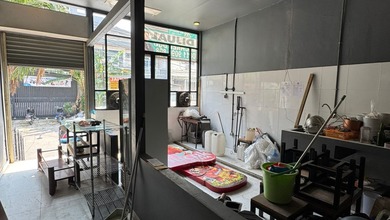 Ruko Muara Karang Pinggir Jalan, Luas 5X15 3 Lantai Cocok untuk Usaha