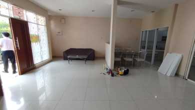 Dijual Rumah di Puri Mansion