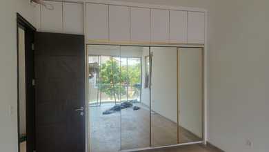 Rumah Mewah Luas 157 m2, di Golf Island, Jakarta Utara