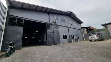 DiJual Gudang Rapi dan Full renovasi, lokasi the best di Kavling Dpr Cipondoh Tanggerang