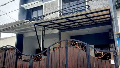 Rumah 2 Lantai Bagus di Perumah Kresek Duri Kosambi