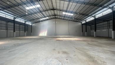 Pergudangan Kavling DPR Cipondoh, Akses Kontainer 40 Feet