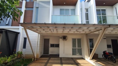 Dijual Rumah di Riviera At Puri. Siap Huni Semi Furnish