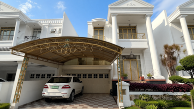 Dijual Rumah Bagus di Kenari Hijau Raya Bgm Pik, Semi Furnished, Posisi Boulevard