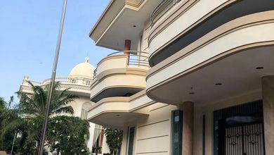 Jual/sewa Rumah Pik Luas 820 2lantai Cluster Eksklusif