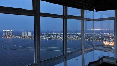 Jual Murah banget condo greenbay baywalk pluit 118m 3BR seaview