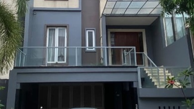 Sewa Rumah PIK 8x15 minimalis 3lt furnish bagus ada 4KT MURAH