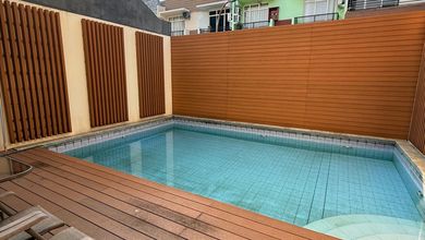 Jual Rumah Pik 8X28 Ada Swimming Pool 2,5Lantai Cluster Elite
