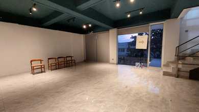 Dijual Bangunan di Muara Karang