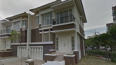 Rumah Siap Huni di Crown Golf PIK