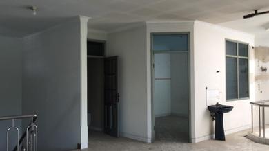 Dijual Rumah di Taman Kencana. Luas 15X20m