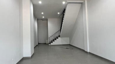 Disewakan Ruko Siap Pakai di Marina Bay Pik 2