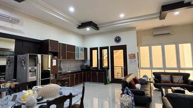 Rumah Pik Manyar 7X25 Siap Huni.