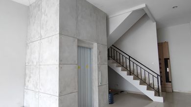 Ruko Pik Elang Laut 6 Lantai Rapi Siap Pakai