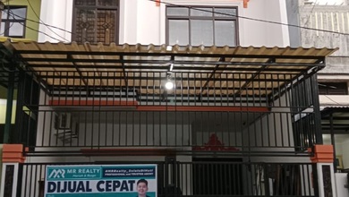 Rumah Muara Karang 3 Lantai Rapi Siap Huni