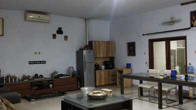 Dijual Cepat Rumah di Tomang Harga Sangat Bagus Dibawah NJOP