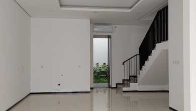  Dijual Rumah Baru di Pluit, Bagus, Siap Huni