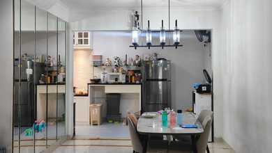 Jual Cepat Rumah Casa Jardin 3 Lantai Full Renov