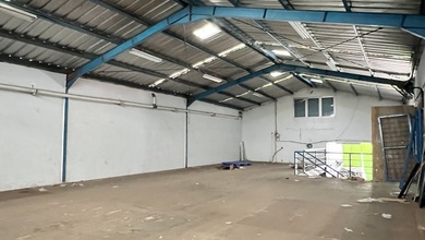 Dijual Gudang Di Kawasan Niaga Terpadu Daan Mogot Tangerang Luas 299m2 Gudang 2 Lantai Ada Office Akses 40ft Dalam Kawasan Hgb 