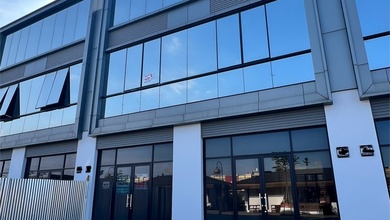 DISEWA RUKO GANDENG 2 EBONY BATAVIA GOLF ISLAND PANTAI INDAH KAPUK 2 MUKA SIAP PAKAI , JARANG ADA !!