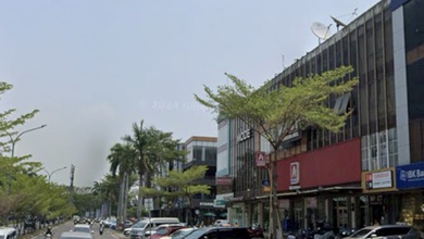 Dijual Ruko Gandeng 2 Pantai Indah Kapuk Posisi Boulevard Uk 9x15m 4.5 Lantai Ada Lift Sudah Jebol Sudah Hgb. Jarang Ada !!