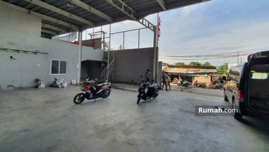 Disewa Gudang Kavling Dpr Cipondoh Luas Tanah 800M2, Gudang 2 Lantai Luas Bangunan 1400M2 Akses 40Ft Rapih Siap Pakai
