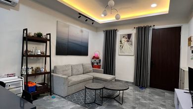 Dijual Cepat Rumah Bagus Renovasi di Gading Serpong Cluster Boston Uk 7X12m 3 Lantai Rumah Cantik Rapih Siap Huni Sudah SHM