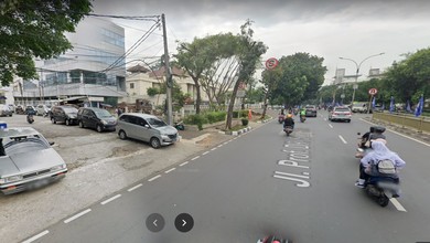 Ruko Gandeng Hook Strategis Jalan Dr Saharjo Menteng Dalam