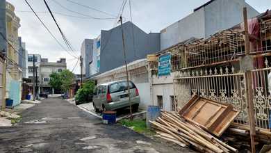 Muara Karang Blok 5 Ukuran 6x15 Hadap Selatan Hitung Tanah