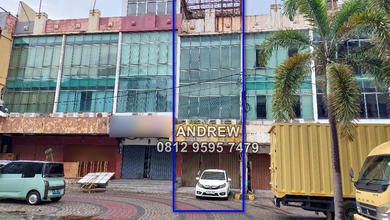 Komplek Puri Delta Mas Bandengan Jalan 6 Mobil Parkir Luas