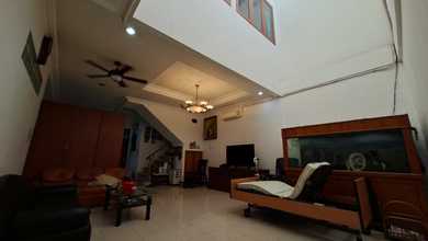 Rumah Pluit 10X20 Hadap Timur 2,5 Lantai SHM bisa KPR