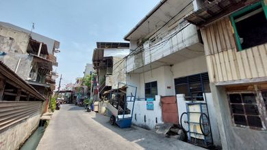 Aladin Teluk Gong - Jalan 2 Mobil - Sertifikat 