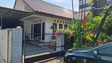 Dijual rumah di jaksel 6br bagus