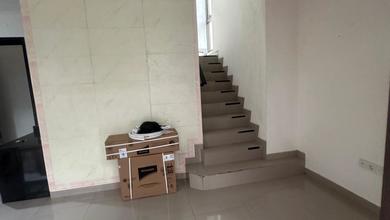 Rumah 2 Lantai Bagus Unfurnised PIK2