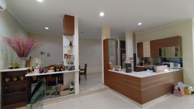 Rumah Rapih Bagus 12x20 PIK 1