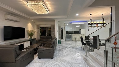 Rumah Mewah Minimals Full Furnished Pik 1