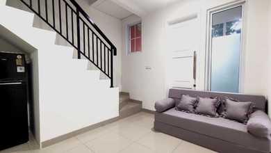 Dijual / Disewakan Rumah Gading Serpong Hoek