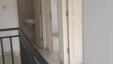 Disewakan Rumah Metland ******** Barat