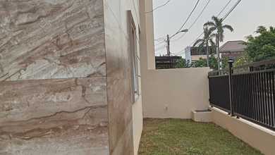 Dijual Rumah Hoek Di Sektor Gading Serpong