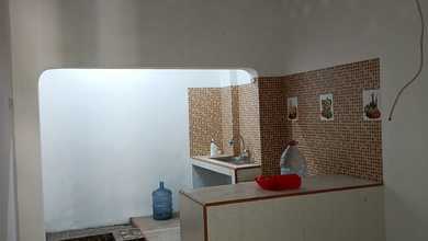 Dijual. Cepat Rumah di Bojong Indah