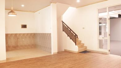 Rumah rapi , lingkungan asri