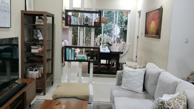 Dijual Rumah 2 Lantai di Green Lake City Boulevard Cluster Australia
