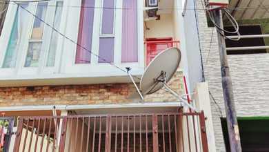 Rumah 3 Lantai Bagus di Jl Nangka Cengkareng, Jakarta Barat