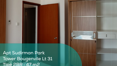 Apartement Sudirman Park Tower Bougenvile Lt 31, 2BR, Semi Furnished