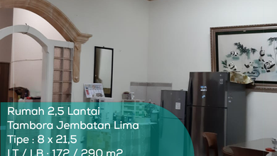 Rumah 2,5 Lantai Tambora, Tipe 8x21,5, LT/LB 172/290 M2, Semi Furnished
