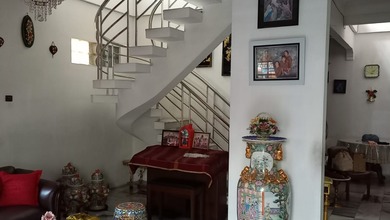 Dijual Rumah Tanjung Duren Jakarta Barat 2 Lantai Hook Jalan 2 Mobil