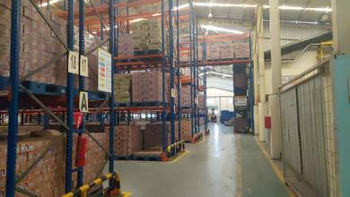 Pabrik dan Gudang di Periuk Kota Tangerang Zona Industri Akses Kontainer, Bebas Banjir & Bangunan siap Pakai